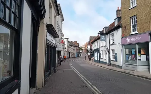 High Street in Tring